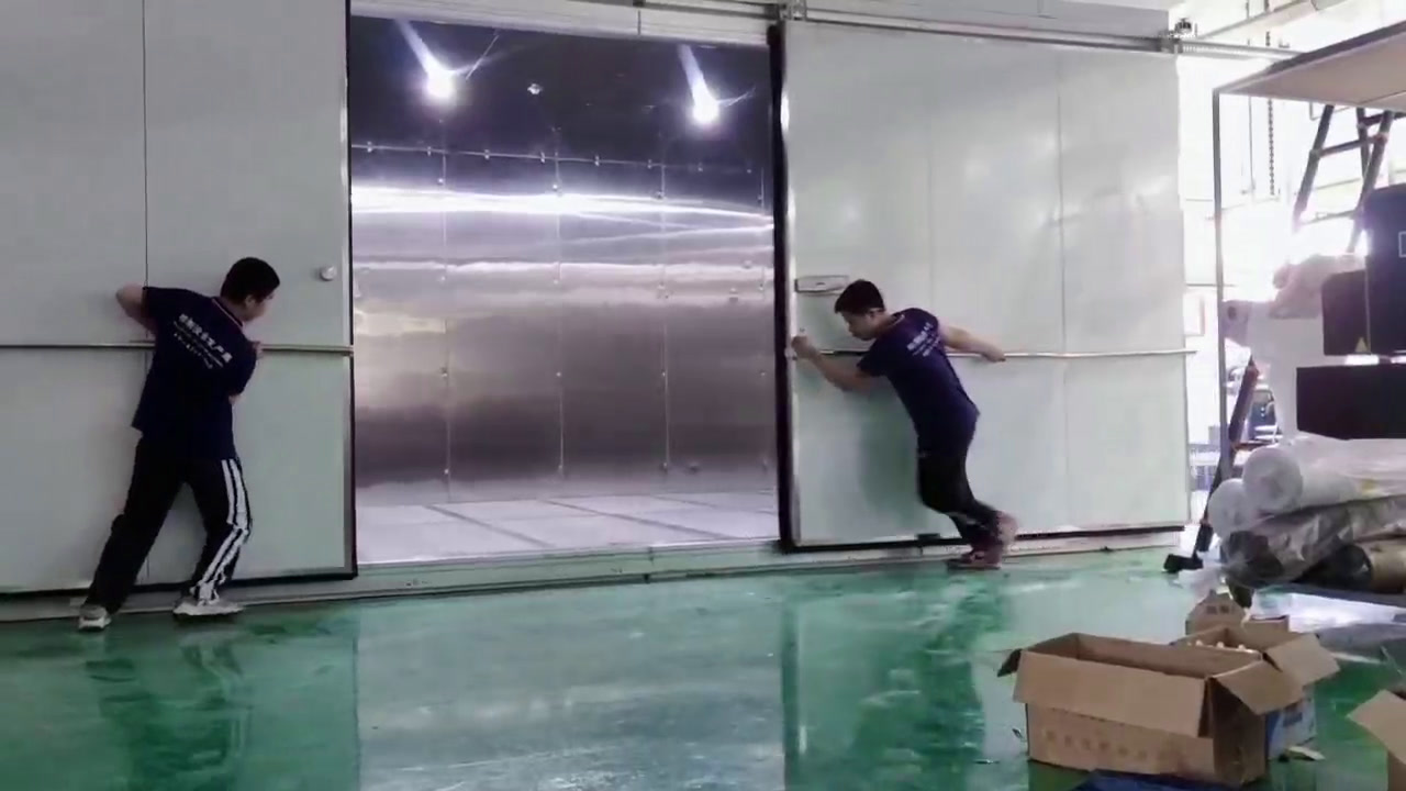 步入式恒温恒湿试验箱