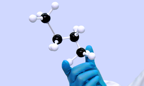 在中國動作頻頻！禮來正在全力押注AI制藥賽道