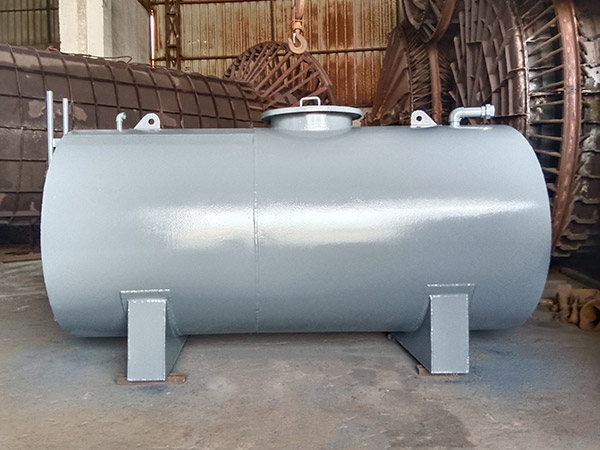 化工儲罐常見的泄漏原因及防范措施